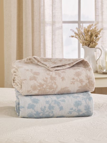 Ultra-Soft Floral Toile Blanket